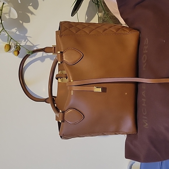 Michael Kors collection Miranda - Picture 7 of 7